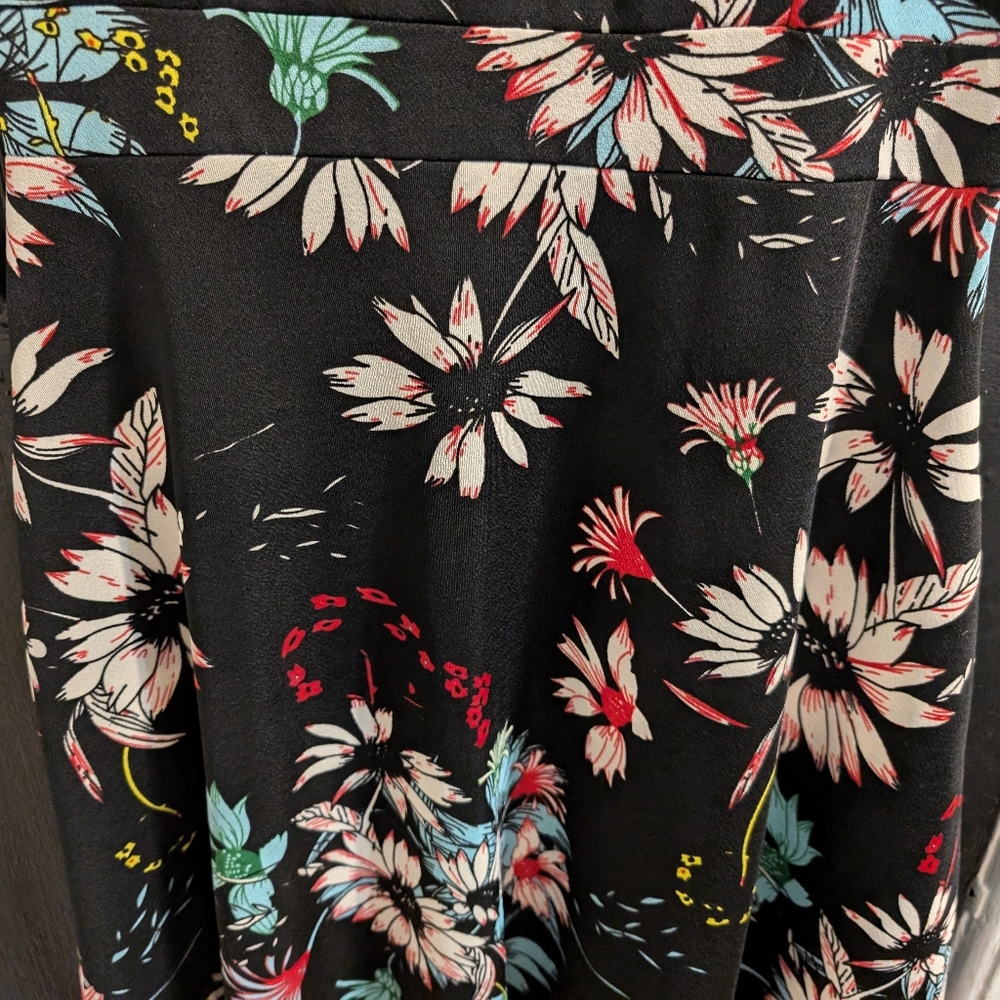 Ihot dress black flowers - Picture 3 of 16